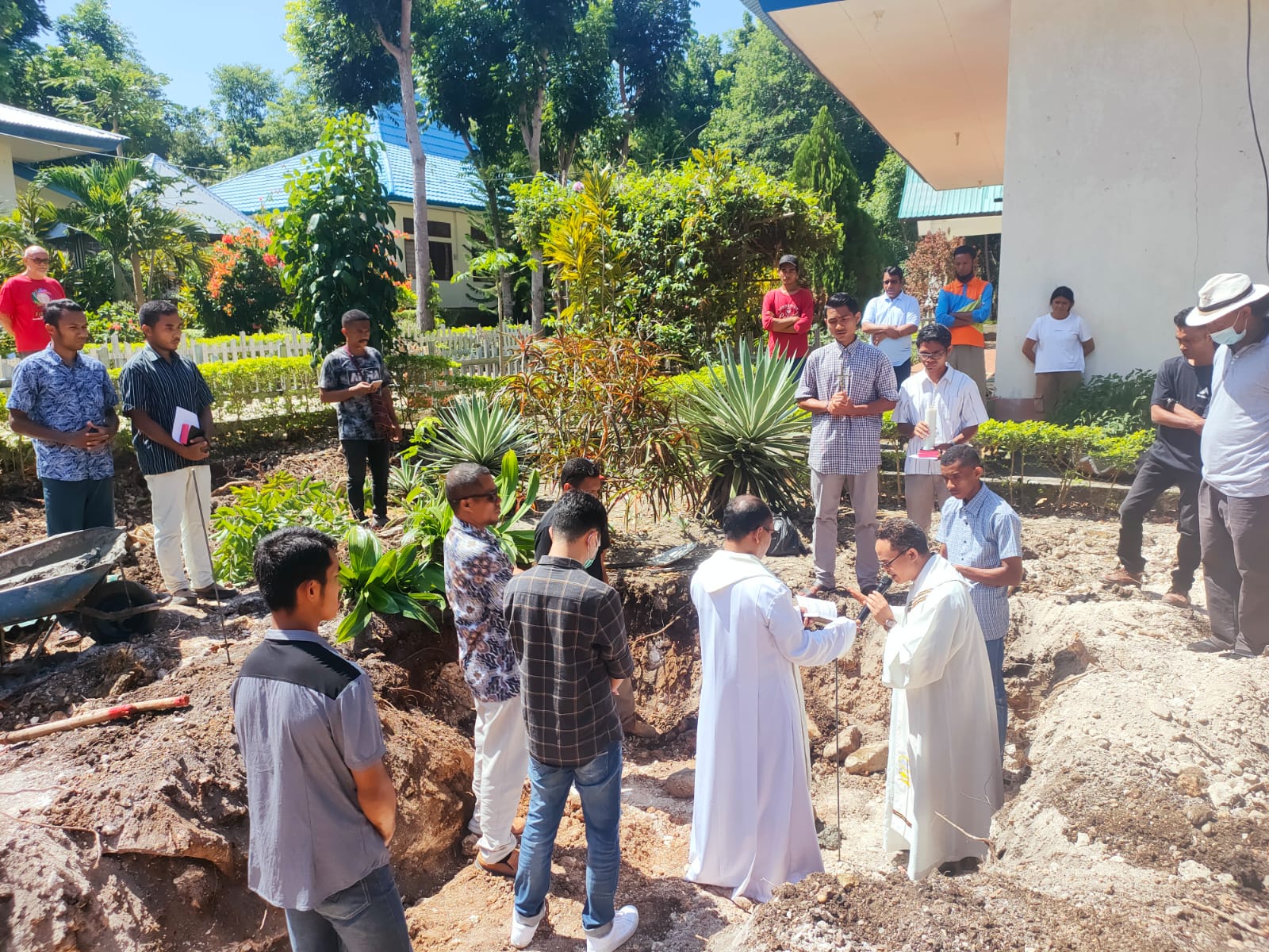 Peletakan Batu Pertama